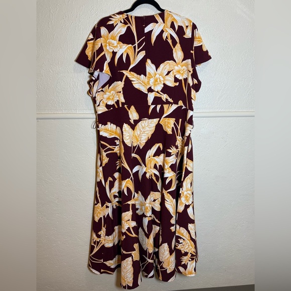 Lane Bryant Short Sleeve High-Low Lena Midi Dress Size 20 Maroon & Yellow Floral - Picture 10 of 10